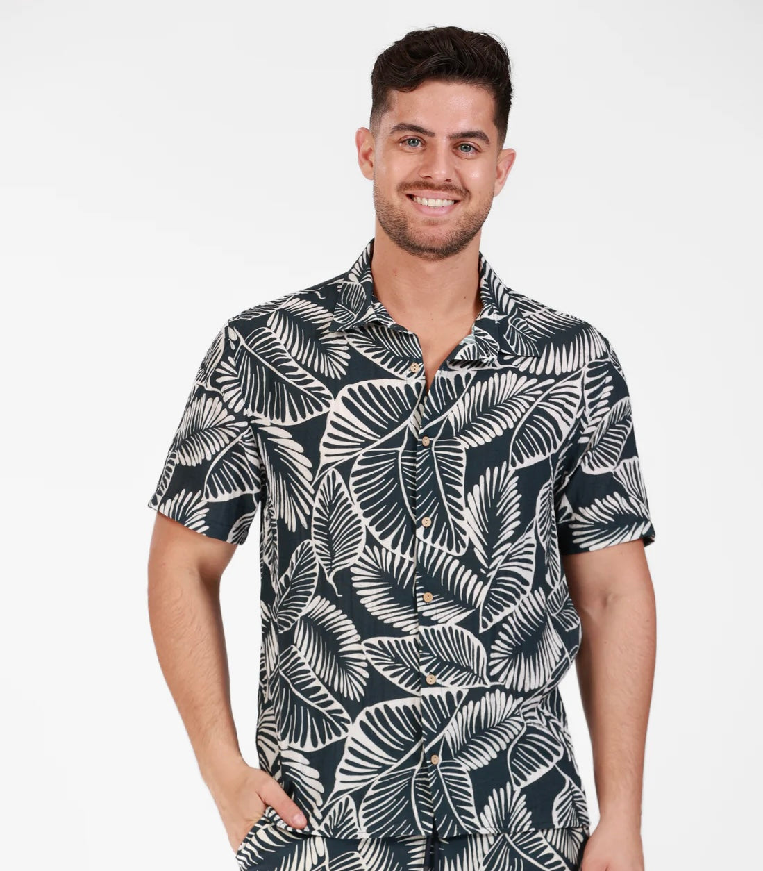 NAVY PRINTED BUTTON DOWN SHIRT