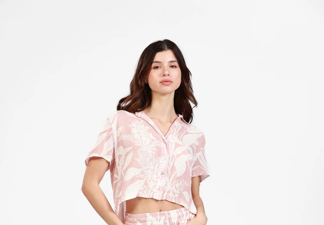 ST BARTH ROSE UBER PRINT CROP SHIRT