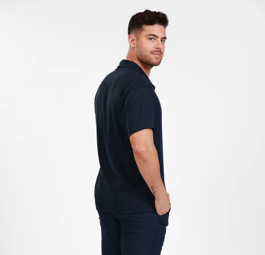 NAVY LINEN SHORT SLEEVE BUTTON DOWN SHIRT