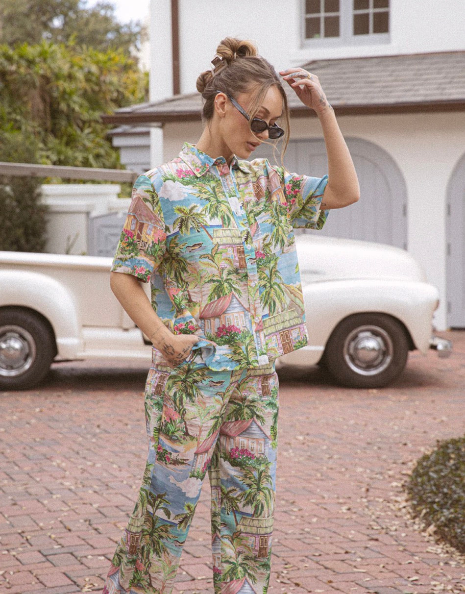 Getaway Crop Button Up