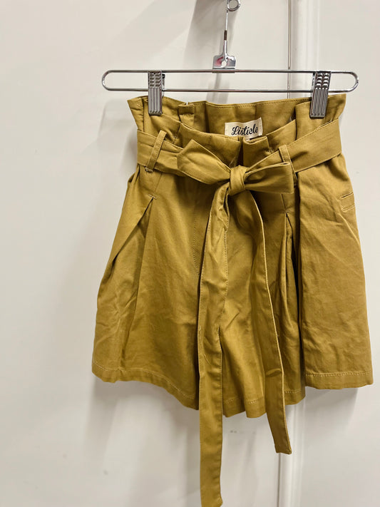 Cuffed Short