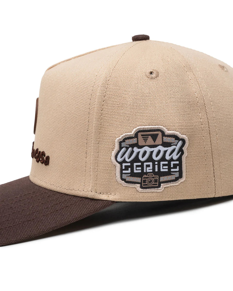 P.R es otra cosa (Pitorro de Coco) wood brand