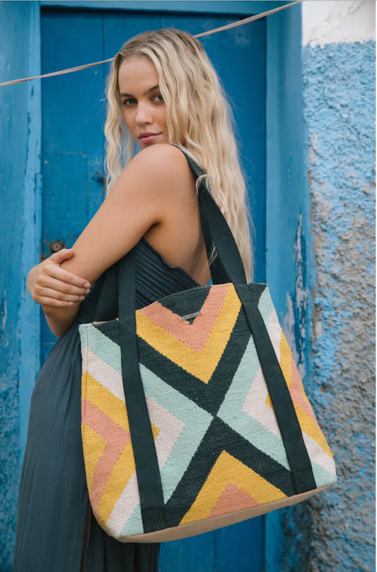 La Source Tote Bag