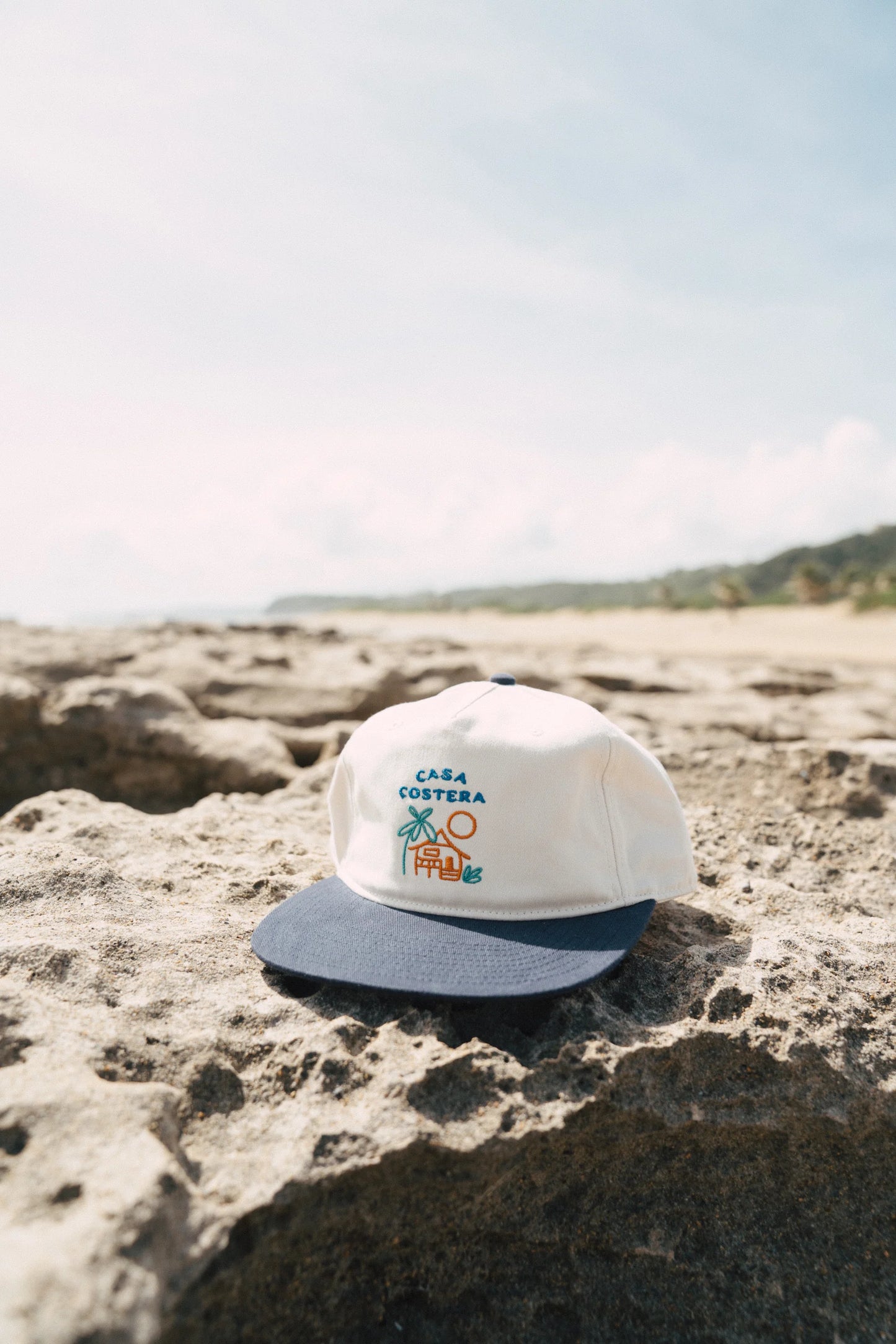 Tu Casa Two Tone Hat