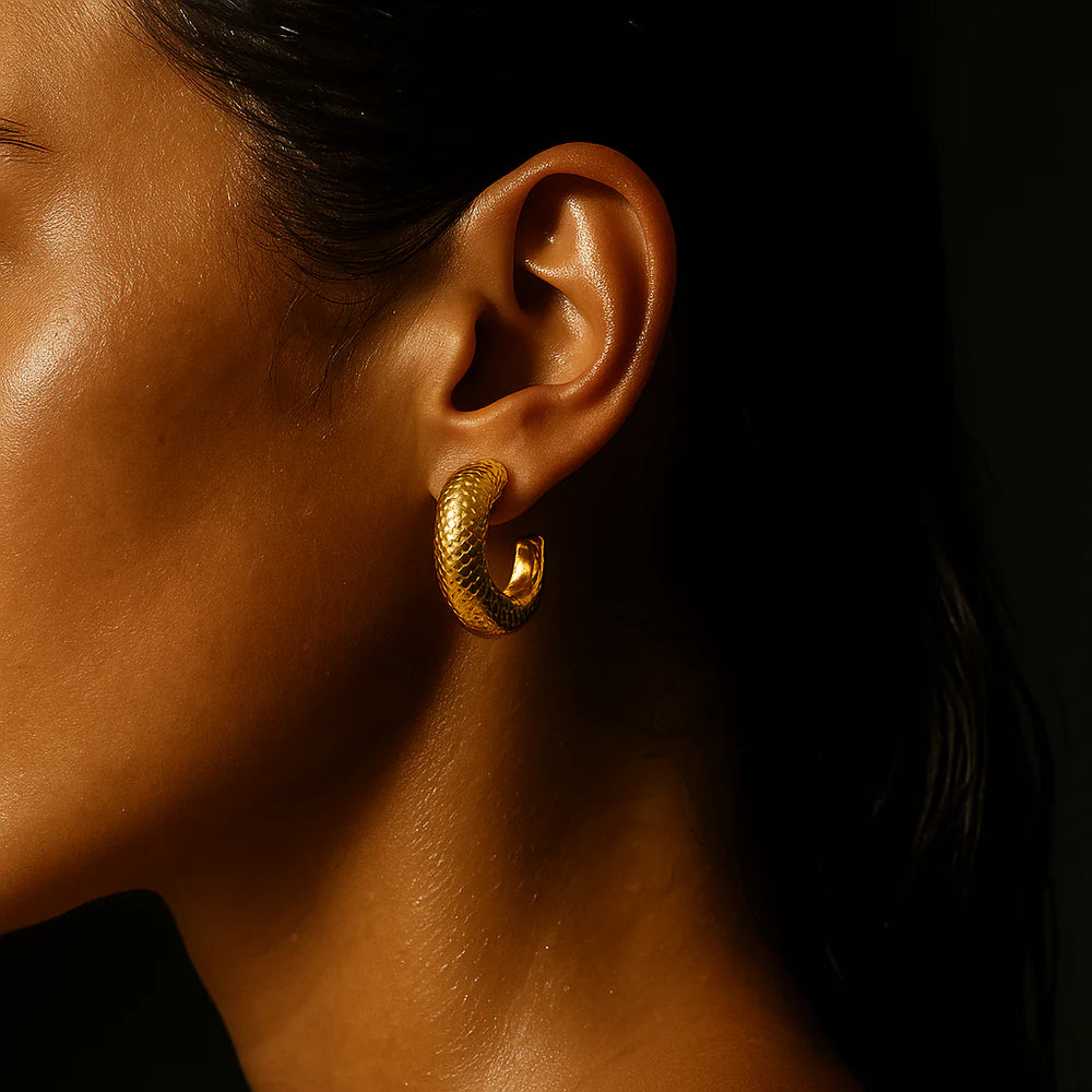 Nella Fish Scale Medium Hoop Earring