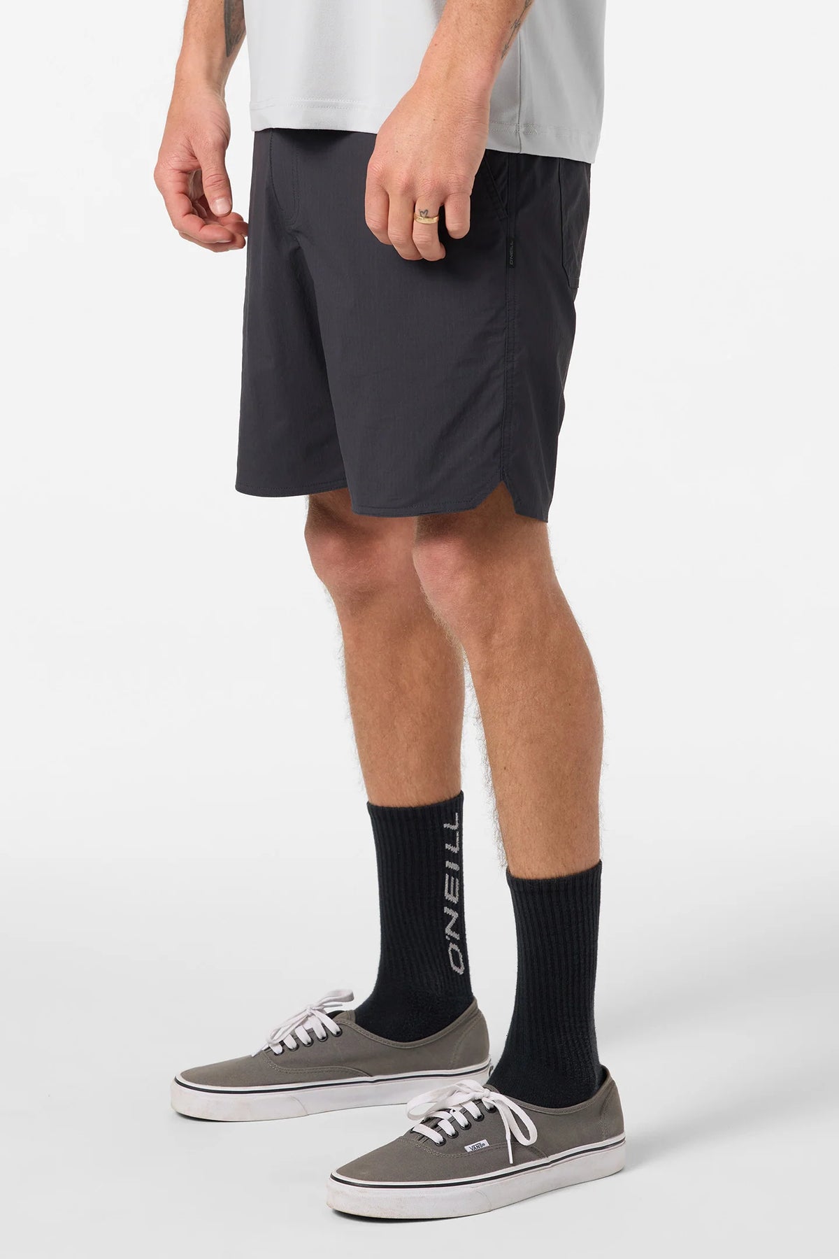 TVLR Halfback Hybrid 18" Short